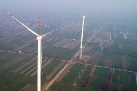 天合光能,正泰新能源等光伏企业纷纷宣称,其分散式风电元年正式开启.